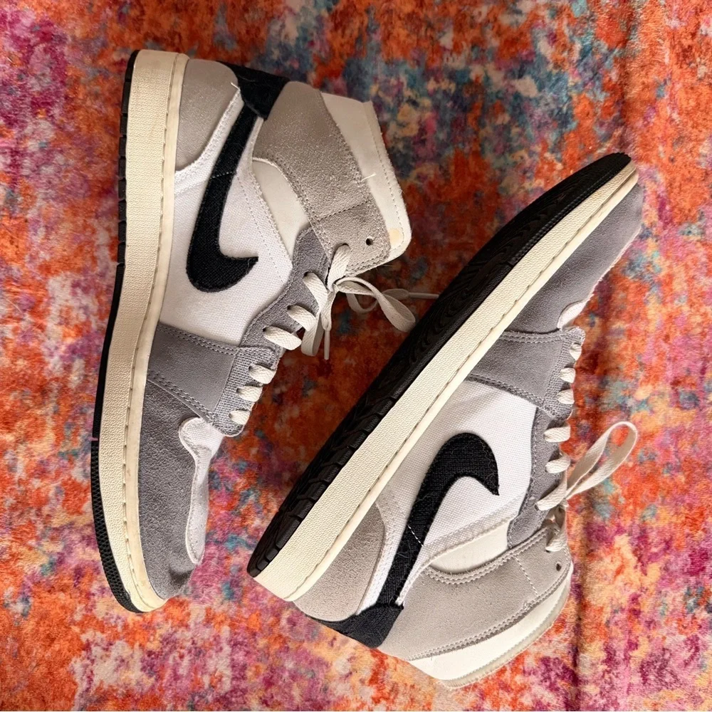Air Jordan 1 Mid SE Craft. DZ4136-002